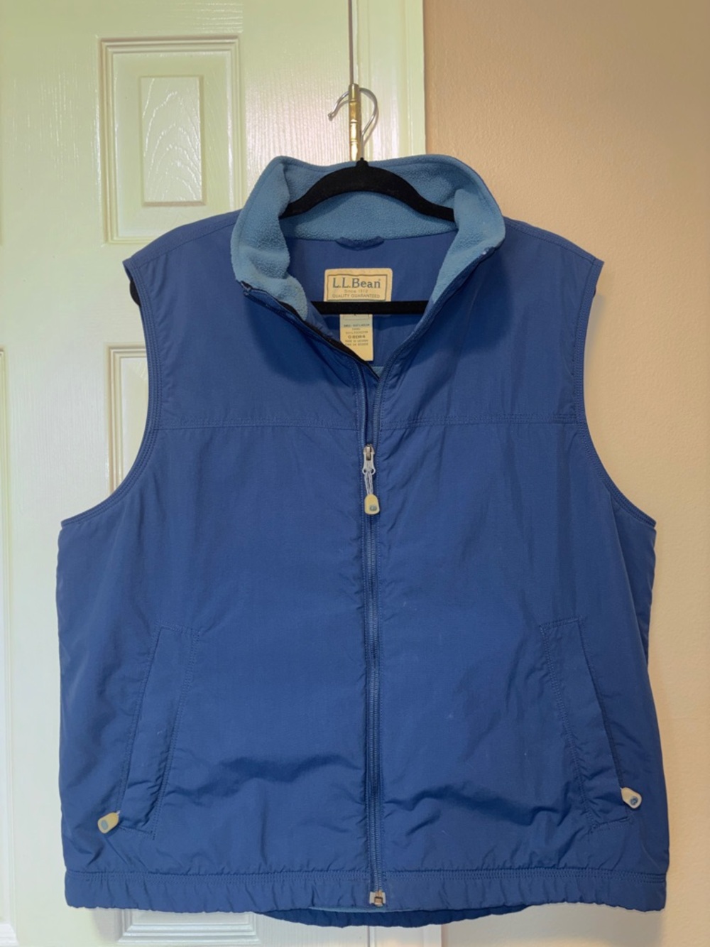 Men's L. L. Bean Blue Sleeveless Zip-Front Vest